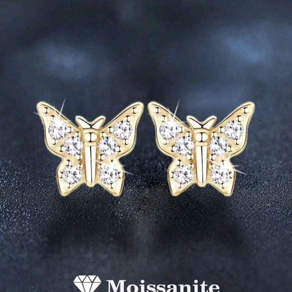 🦋🦋NEW🦋🦋 VERY CUTE!! 0.8ct S925 SS Dainty Butterfly Moissanite Stud Earrings
